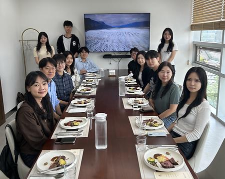 오찬단체사진